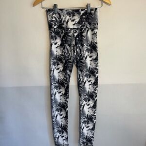 NOLI palm tree high rise leggings XS Stretchy